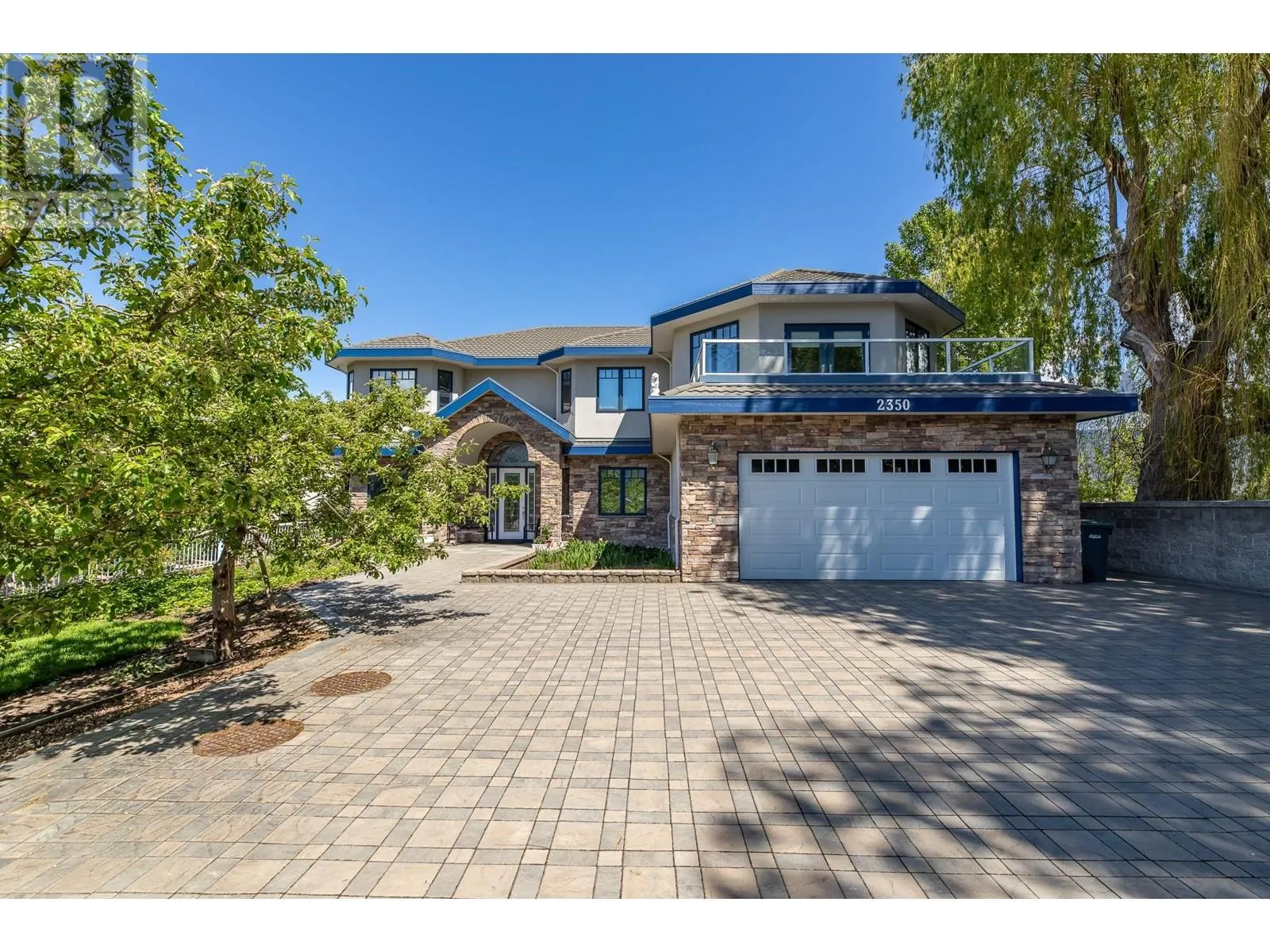 2350 Landry Crescent