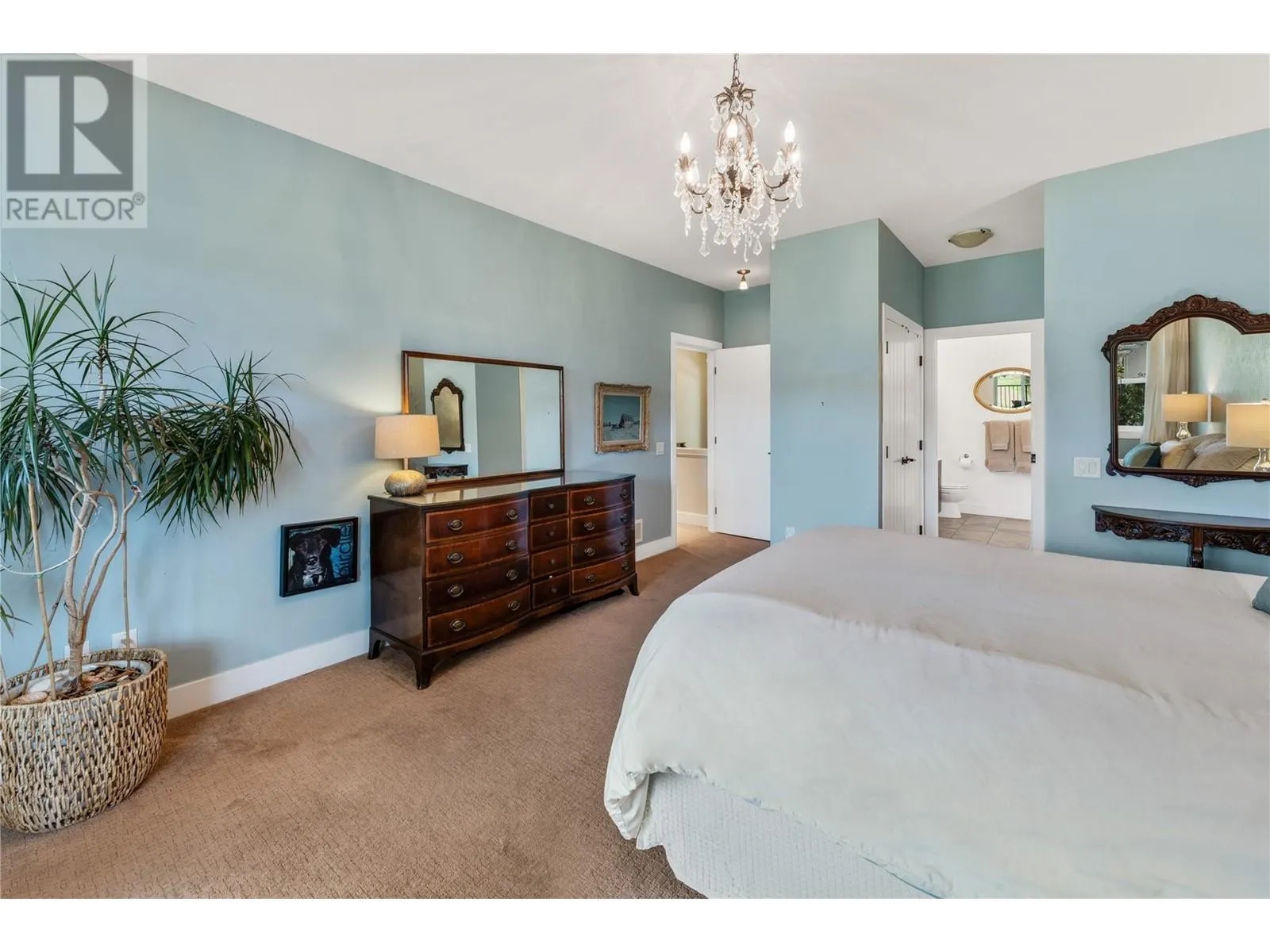 302 Upper Canyon Drive