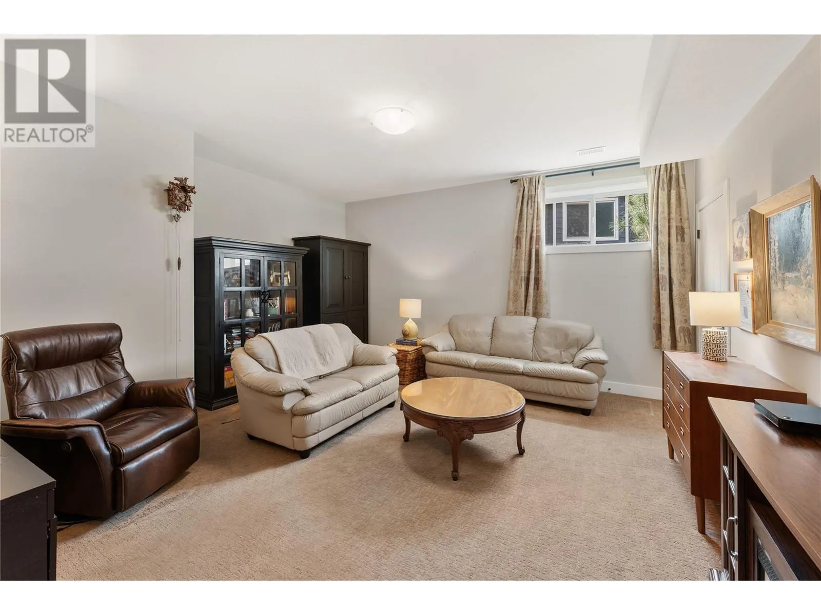 302 Upper Canyon Drive