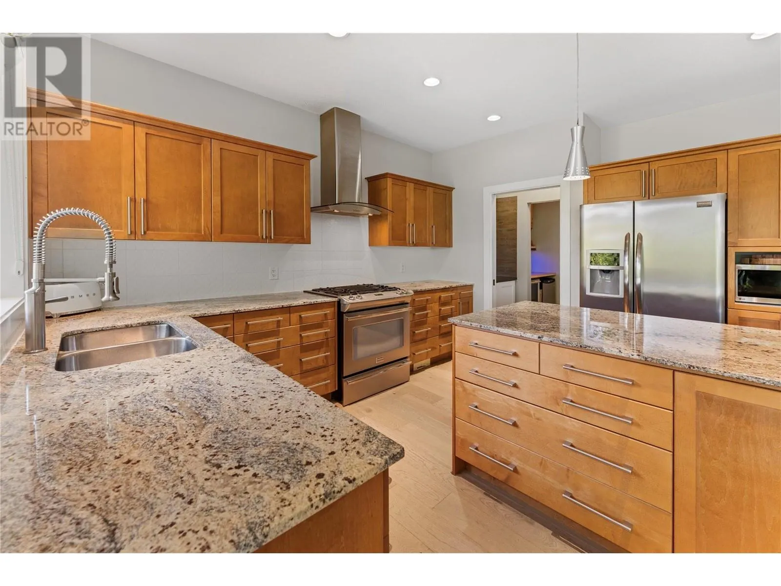 302 Upper Canyon Drive