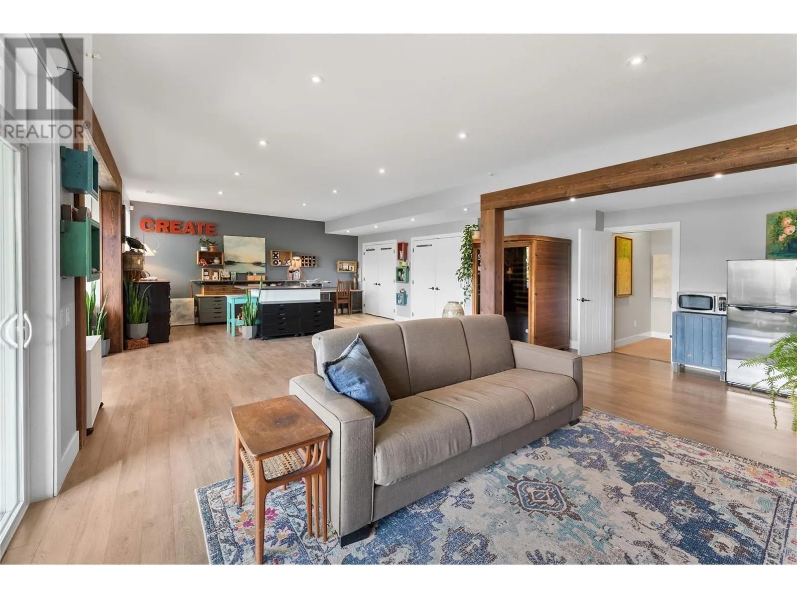 302 Upper Canyon Drive
