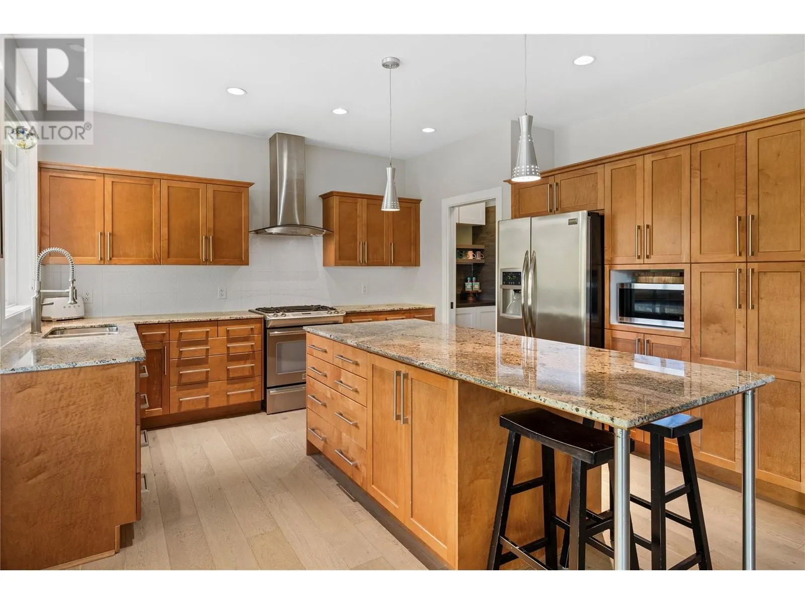 302 Upper Canyon Drive