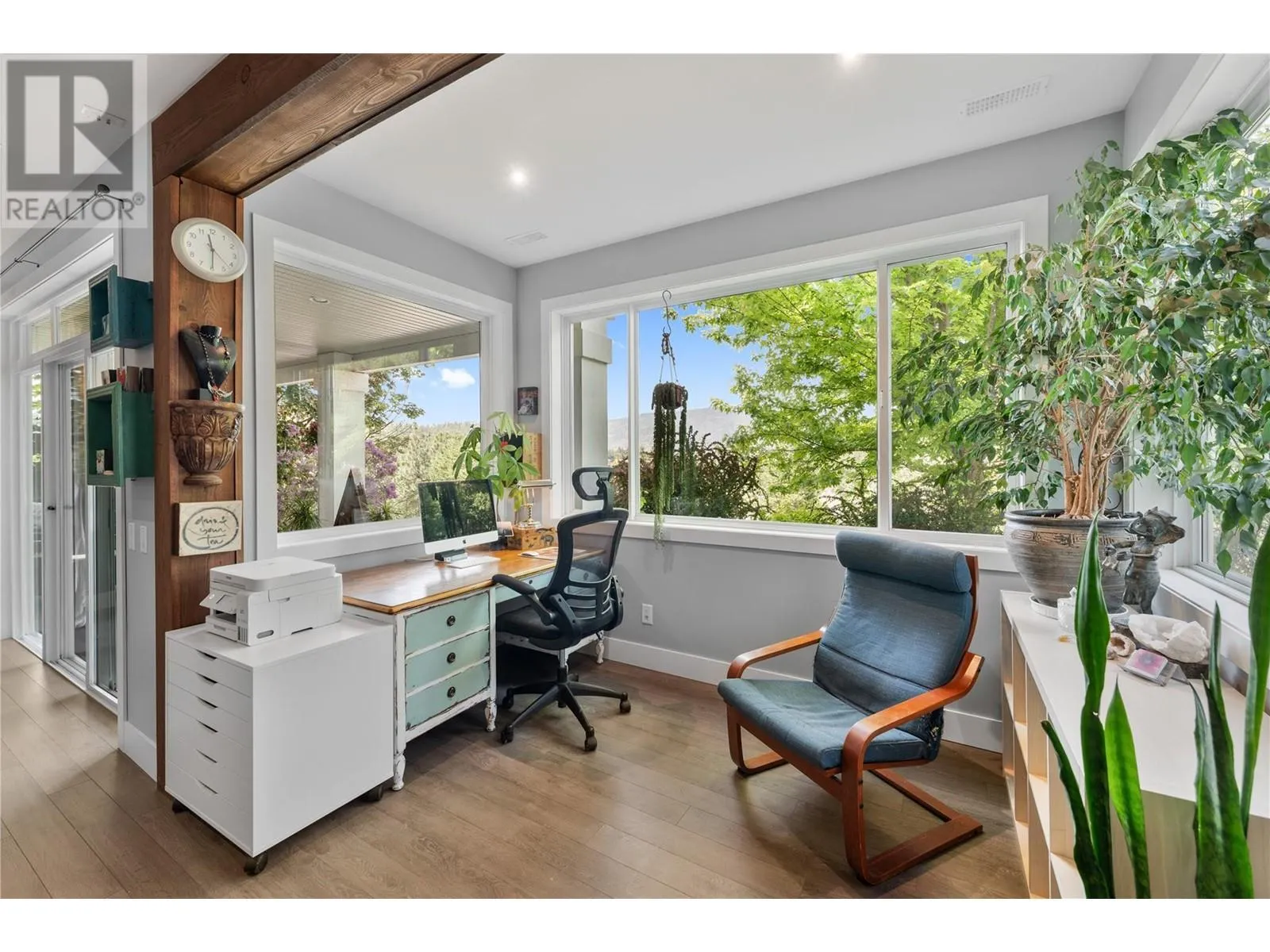 302 Upper Canyon Drive