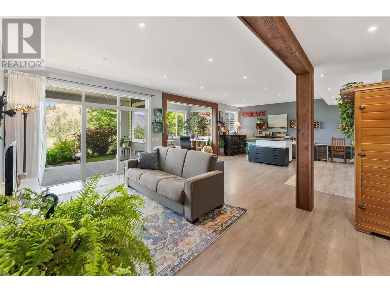 302 Upper Canyon Drive