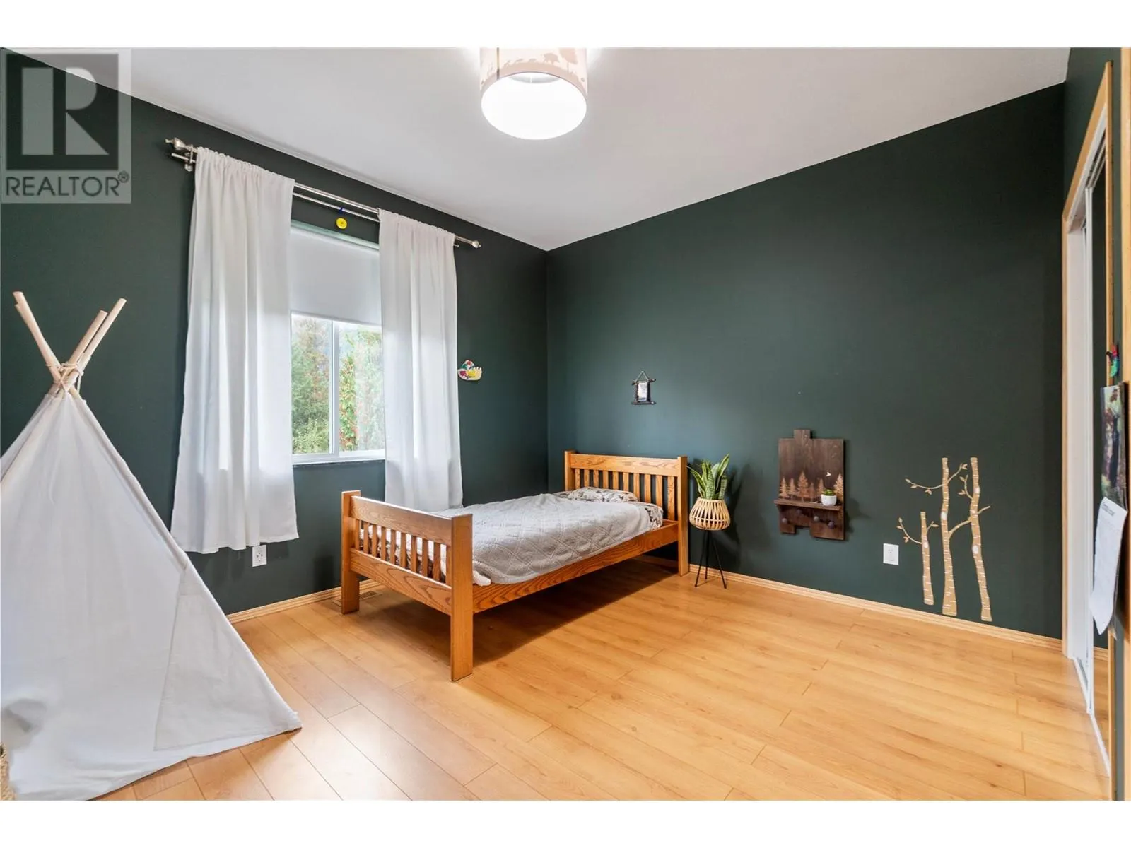 1534 Recline Ridge Road