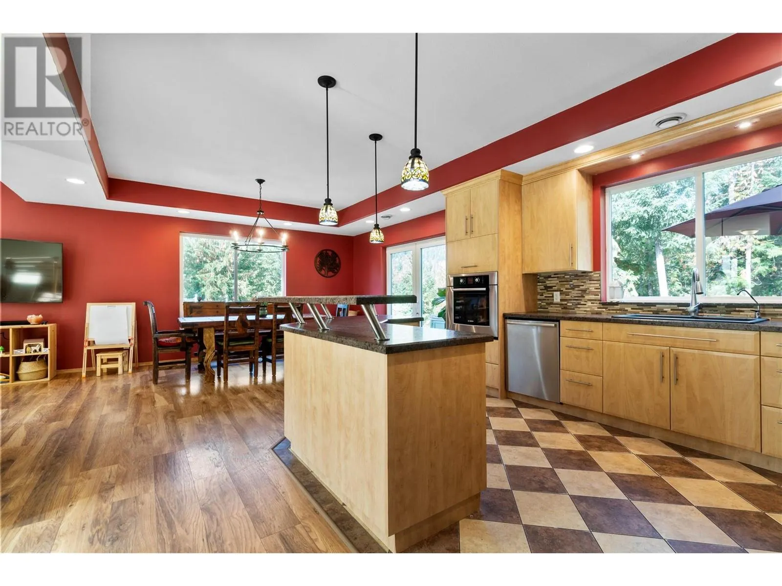 1534 Recline Ridge Road