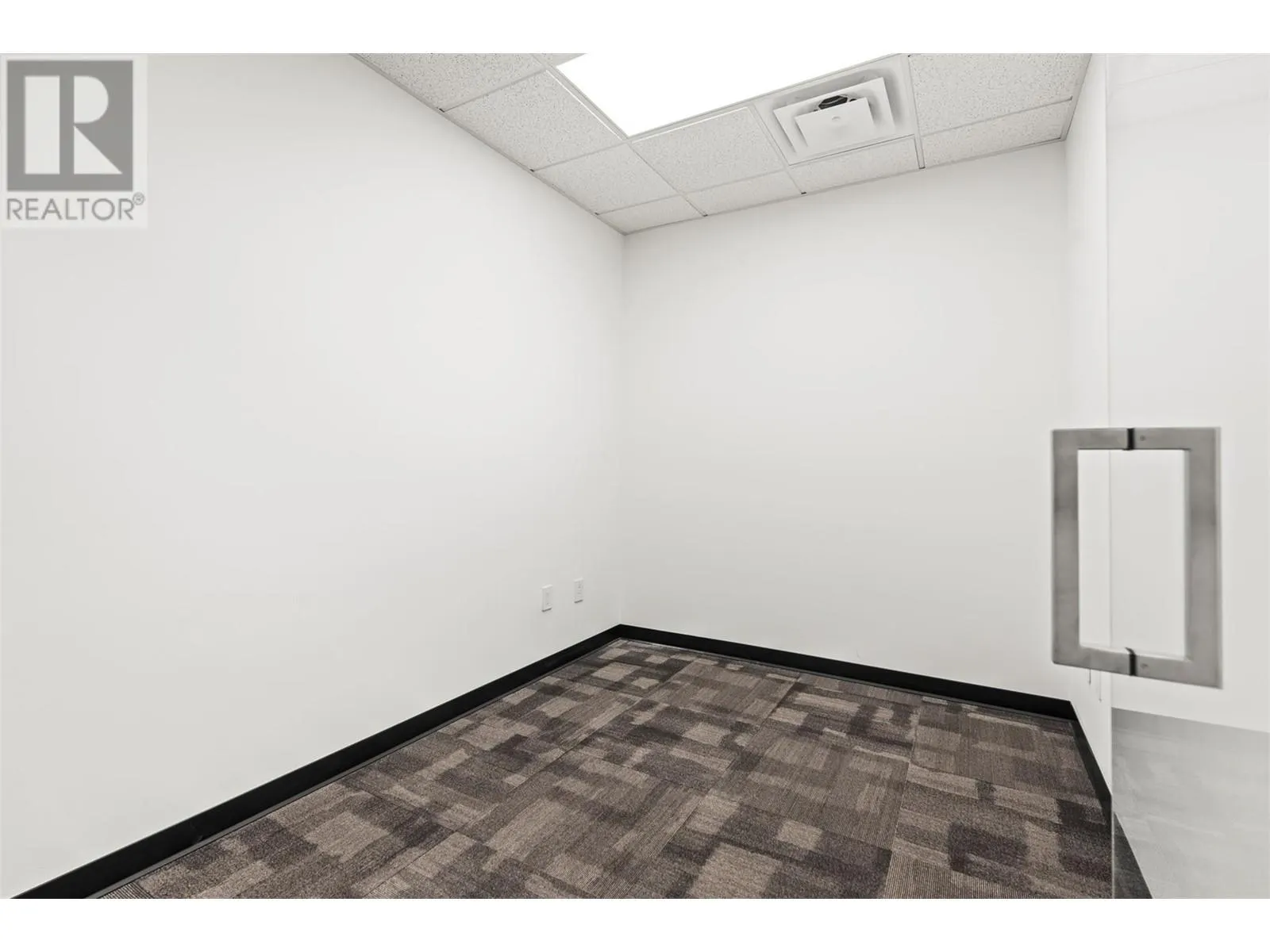 3201 45th Avenue Unit# 6
