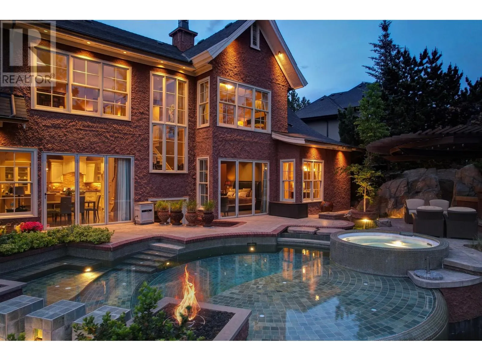 965 Westpoint Drive