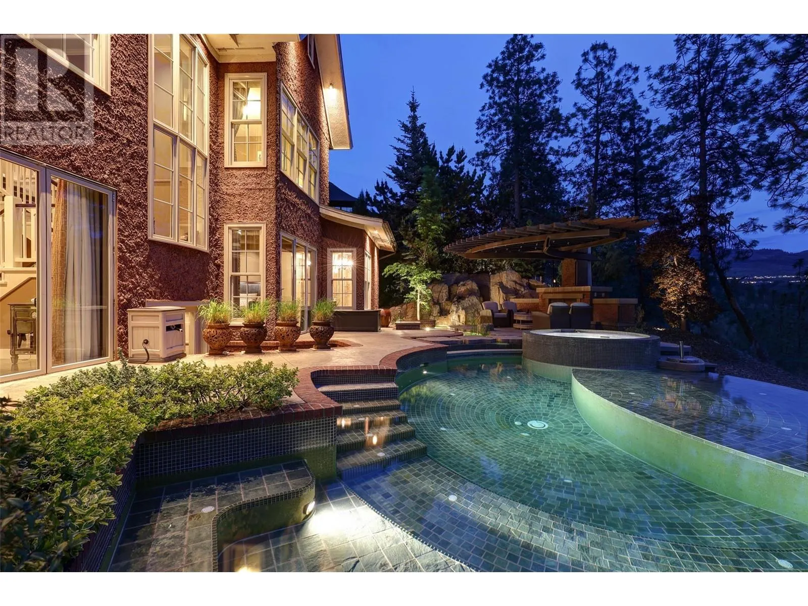 965 Westpoint Drive