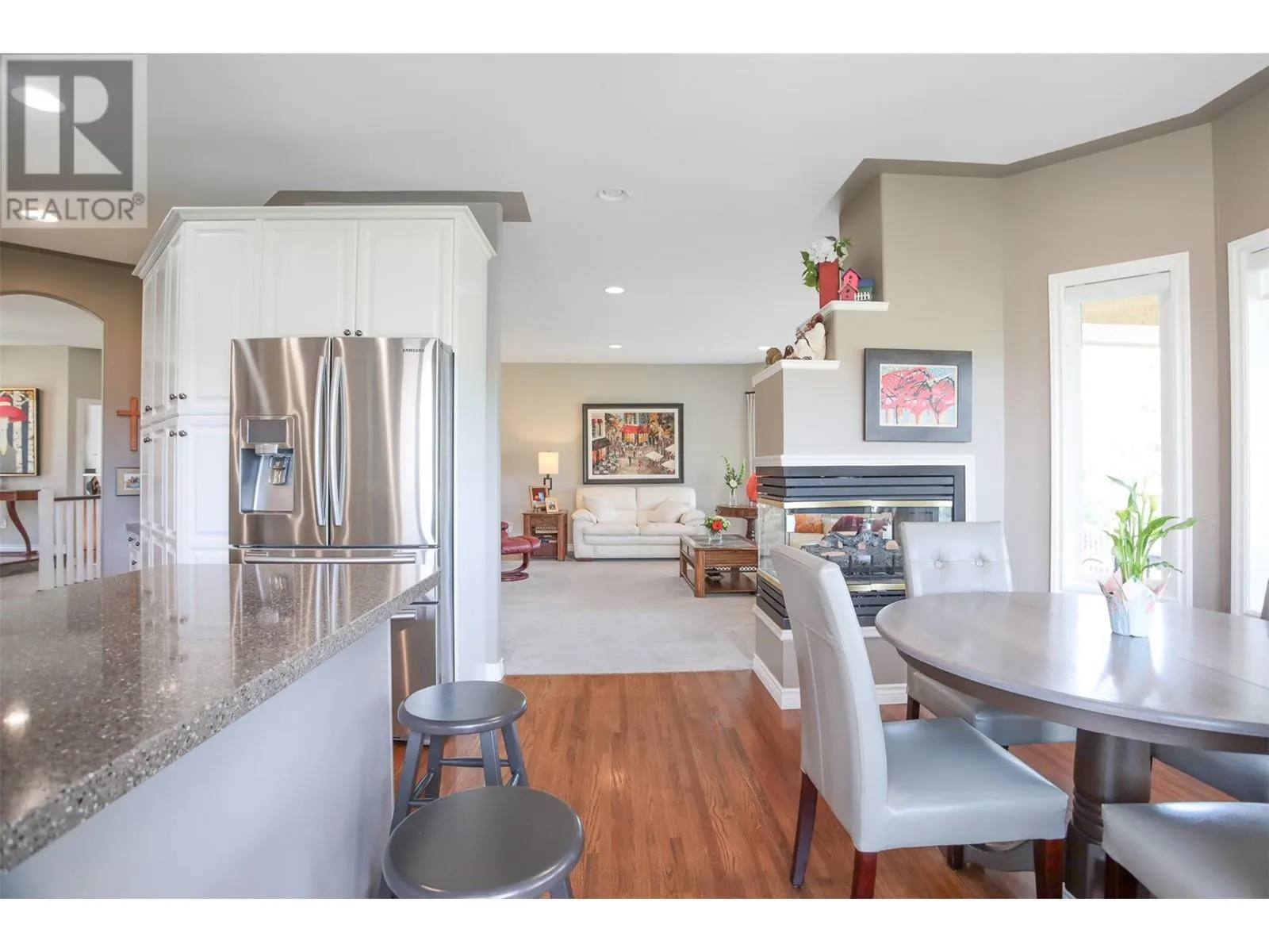 2072 Lillooet Court