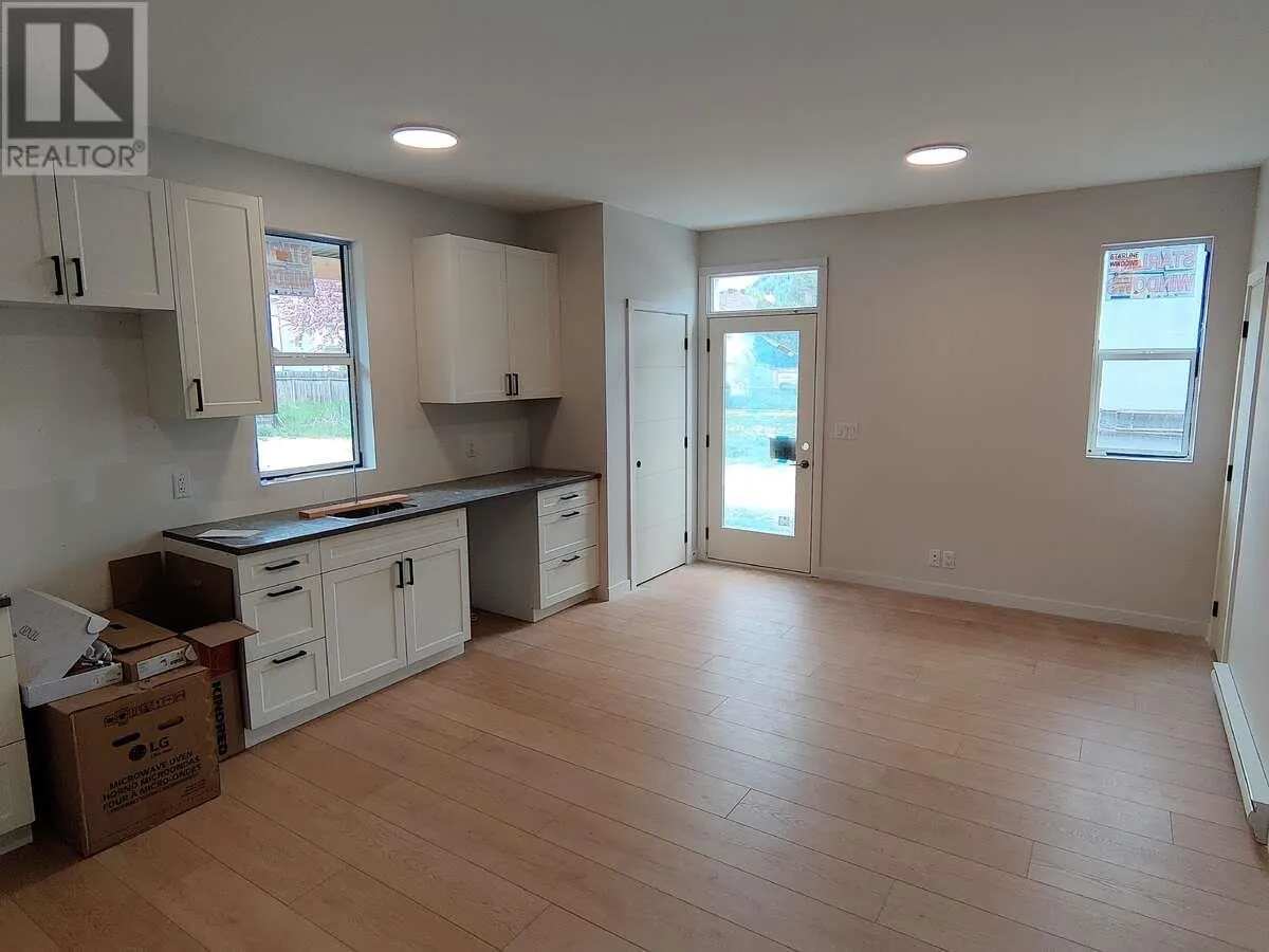 1906 Silver King Road