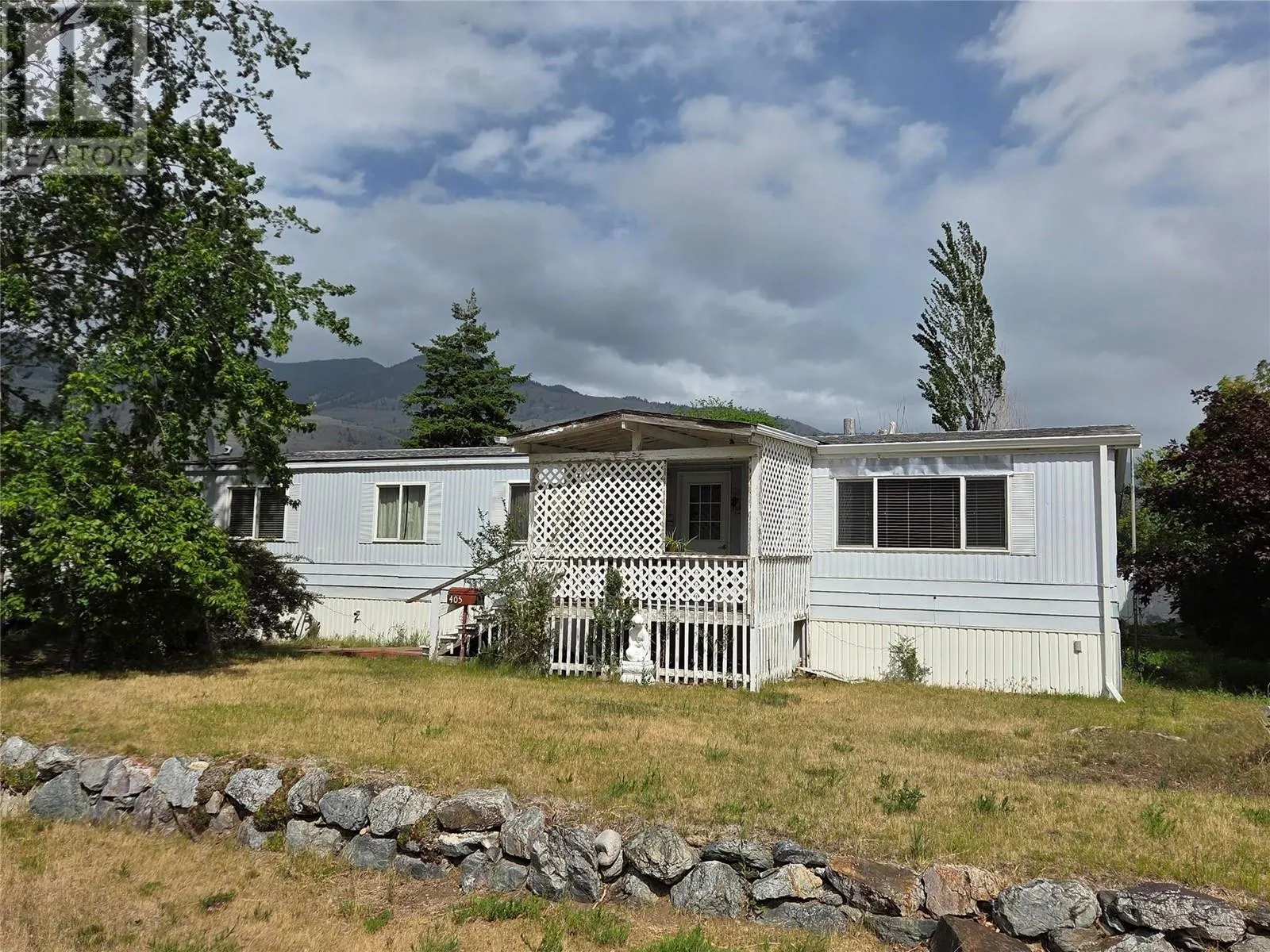 405 Vandelinde Drive
