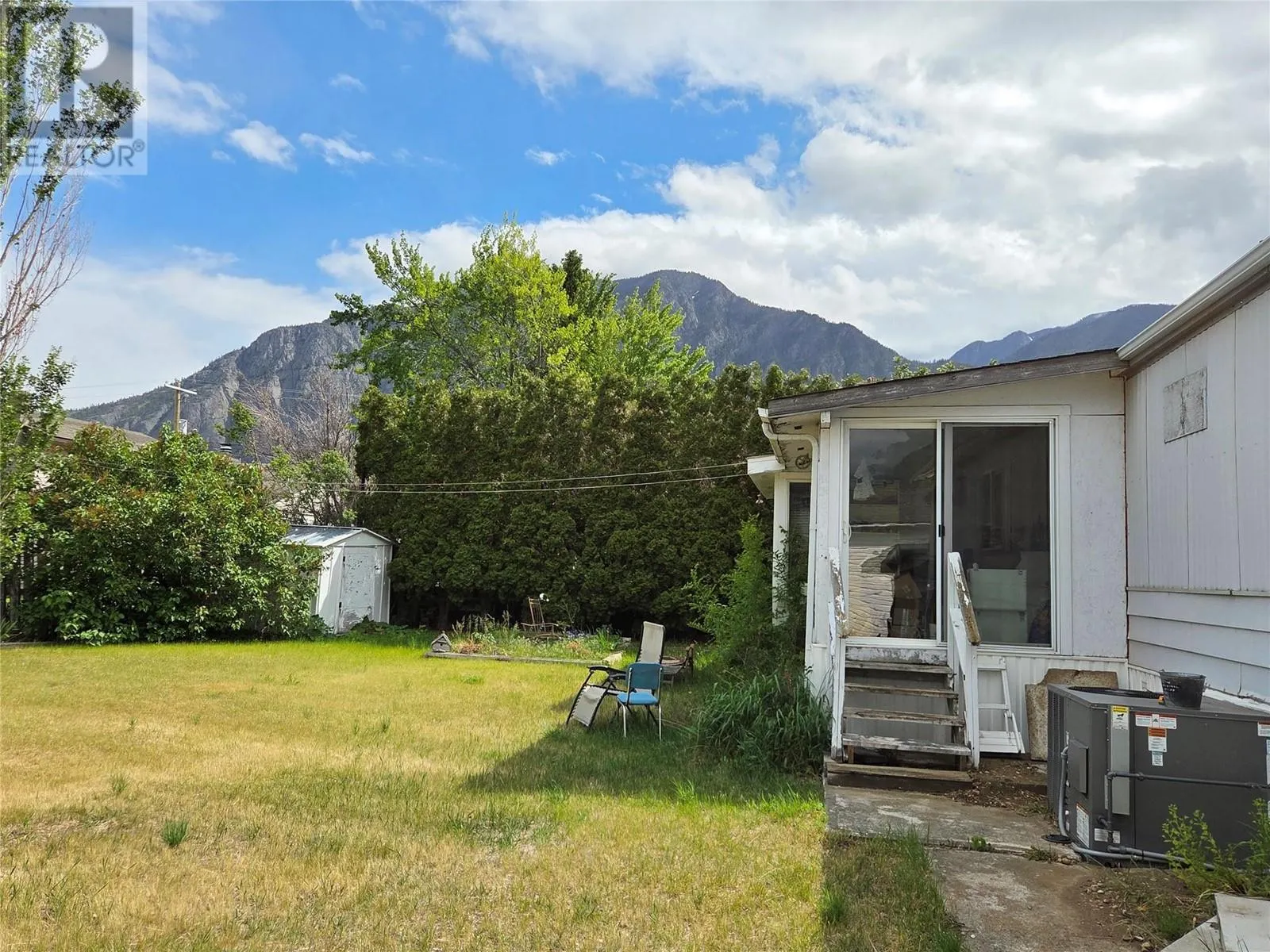 405 Vandelinde Drive