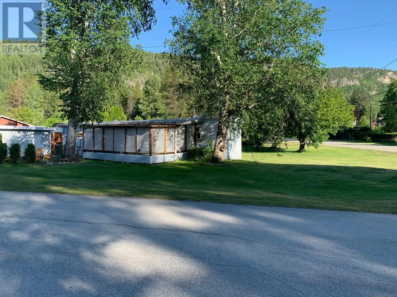 152 SCHULTE Crescent Unit# 1