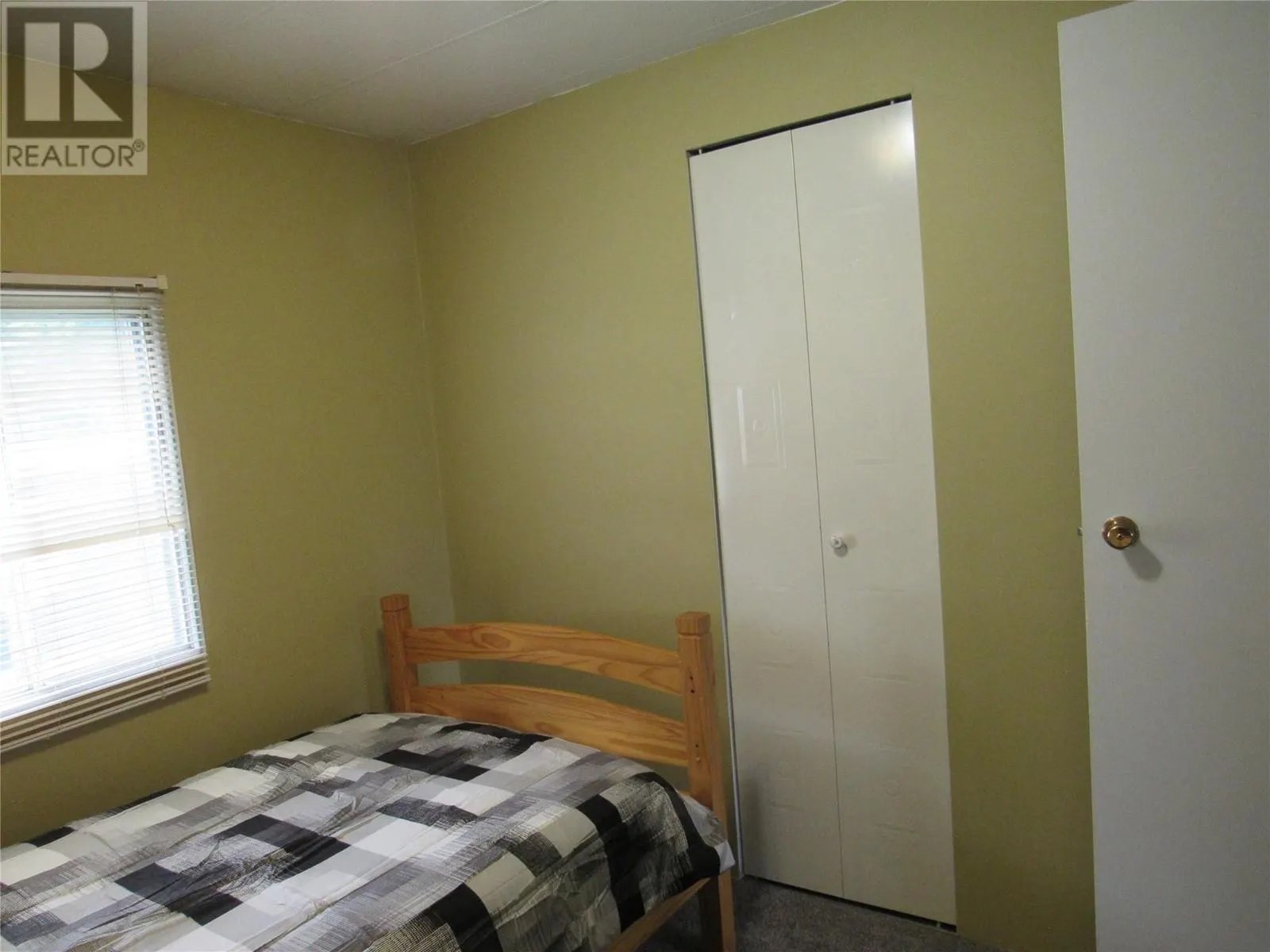152 SCHULTE Crescent Unit# 1