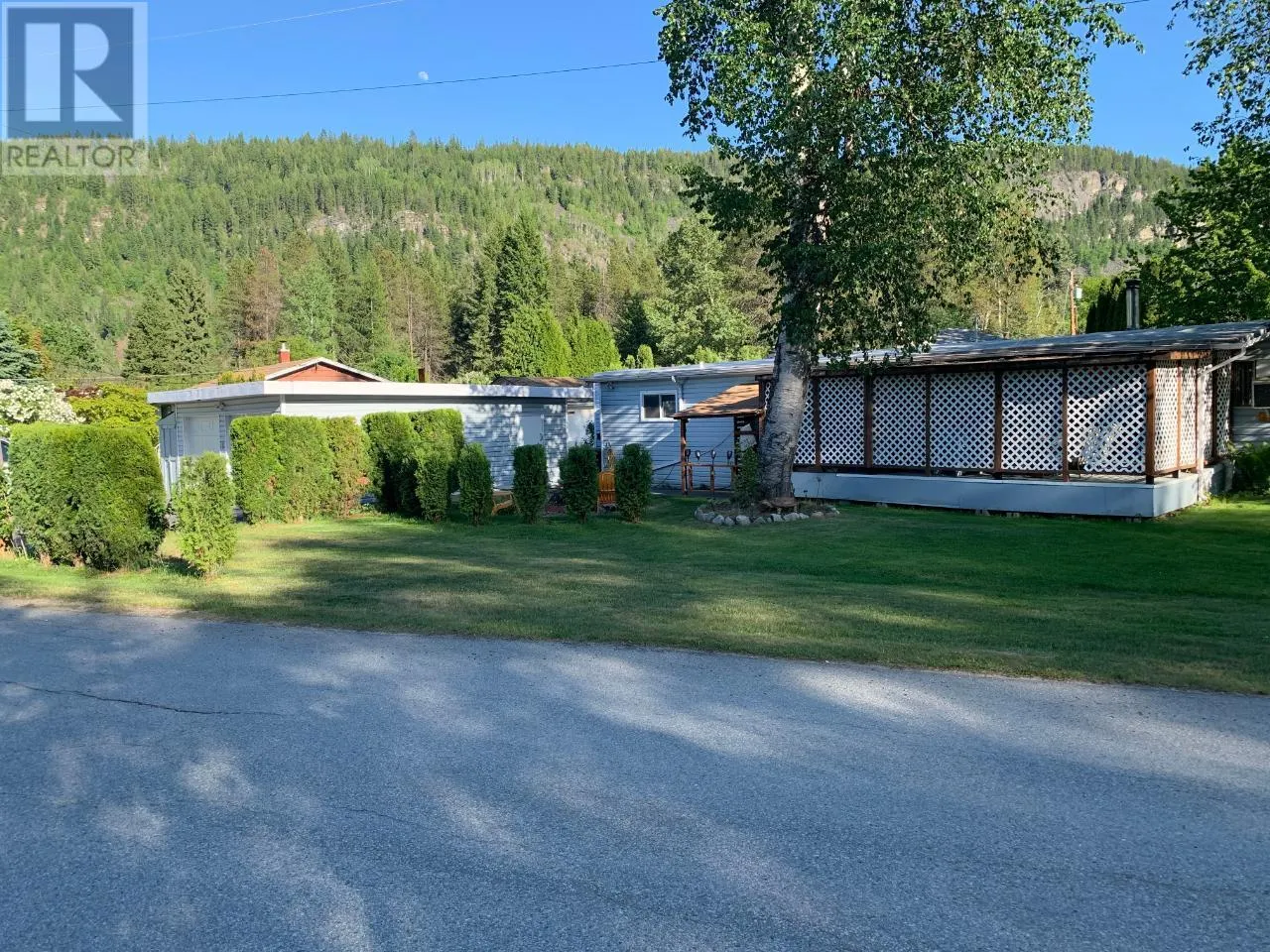 152 SCHULTE Crescent Unit# 1