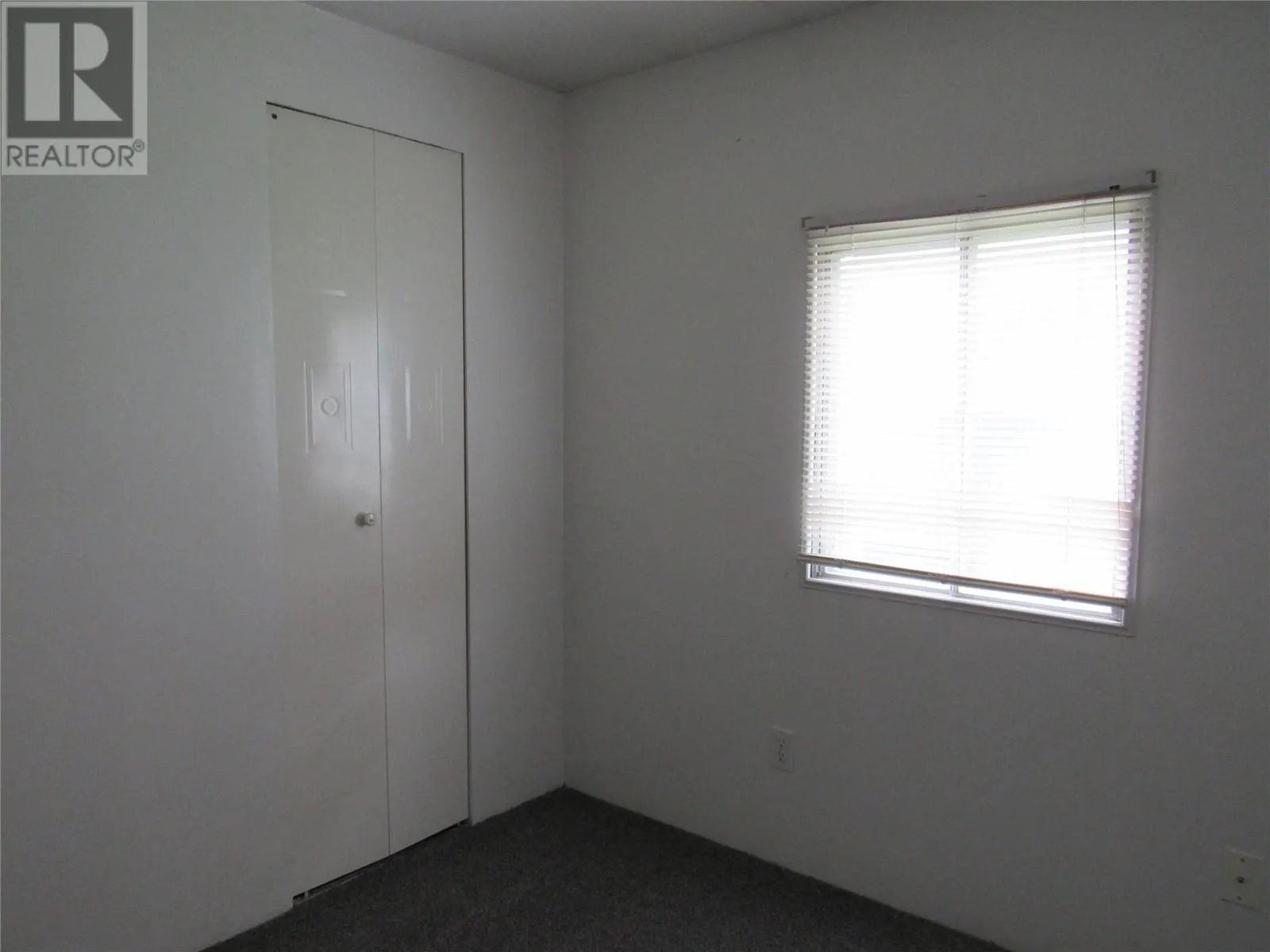 152 SCHULTE Crescent Unit# 1