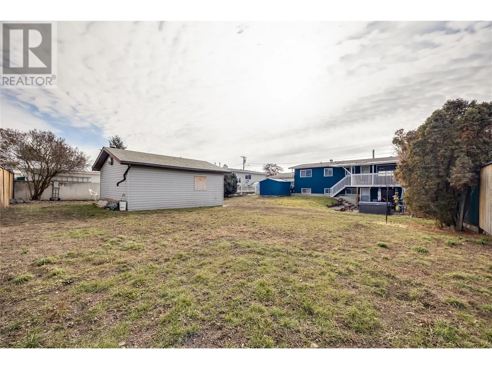 710 Hollydell Road