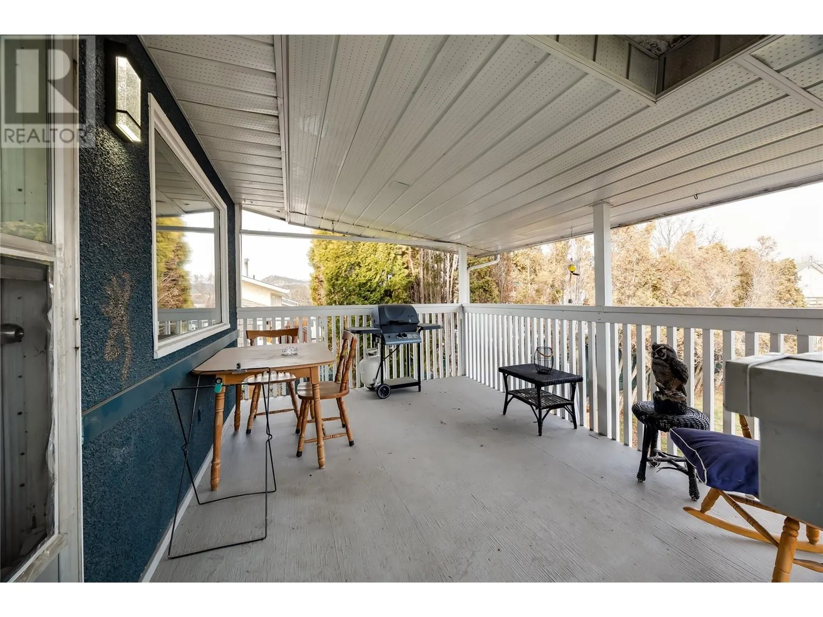 710 Hollydell Road