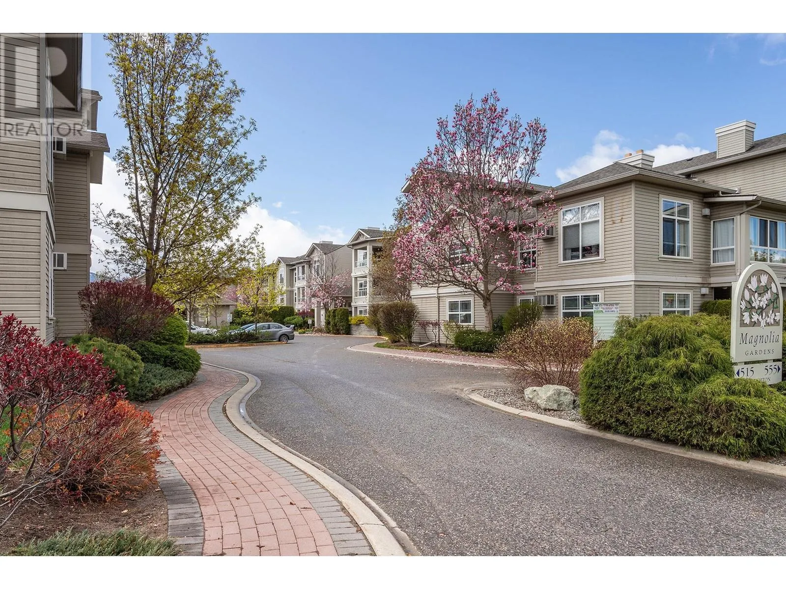 555 Houghton Road Unit# 307
