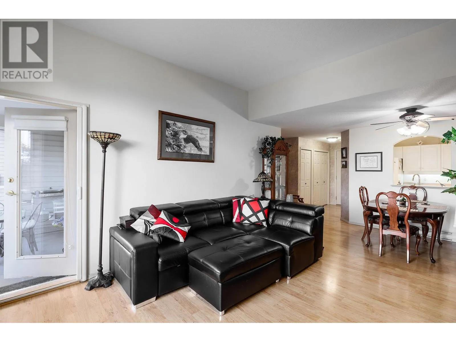 555 Houghton Road Unit# 307