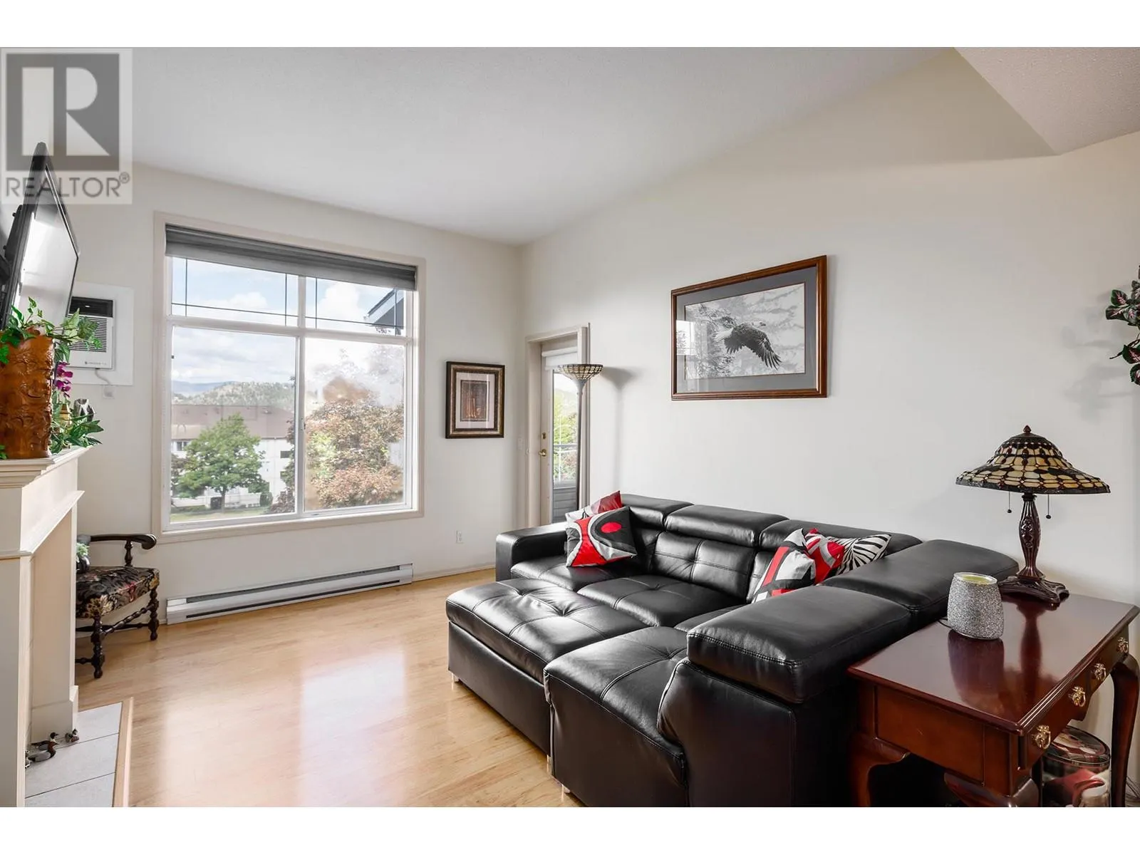 555 Houghton Road Unit# 307