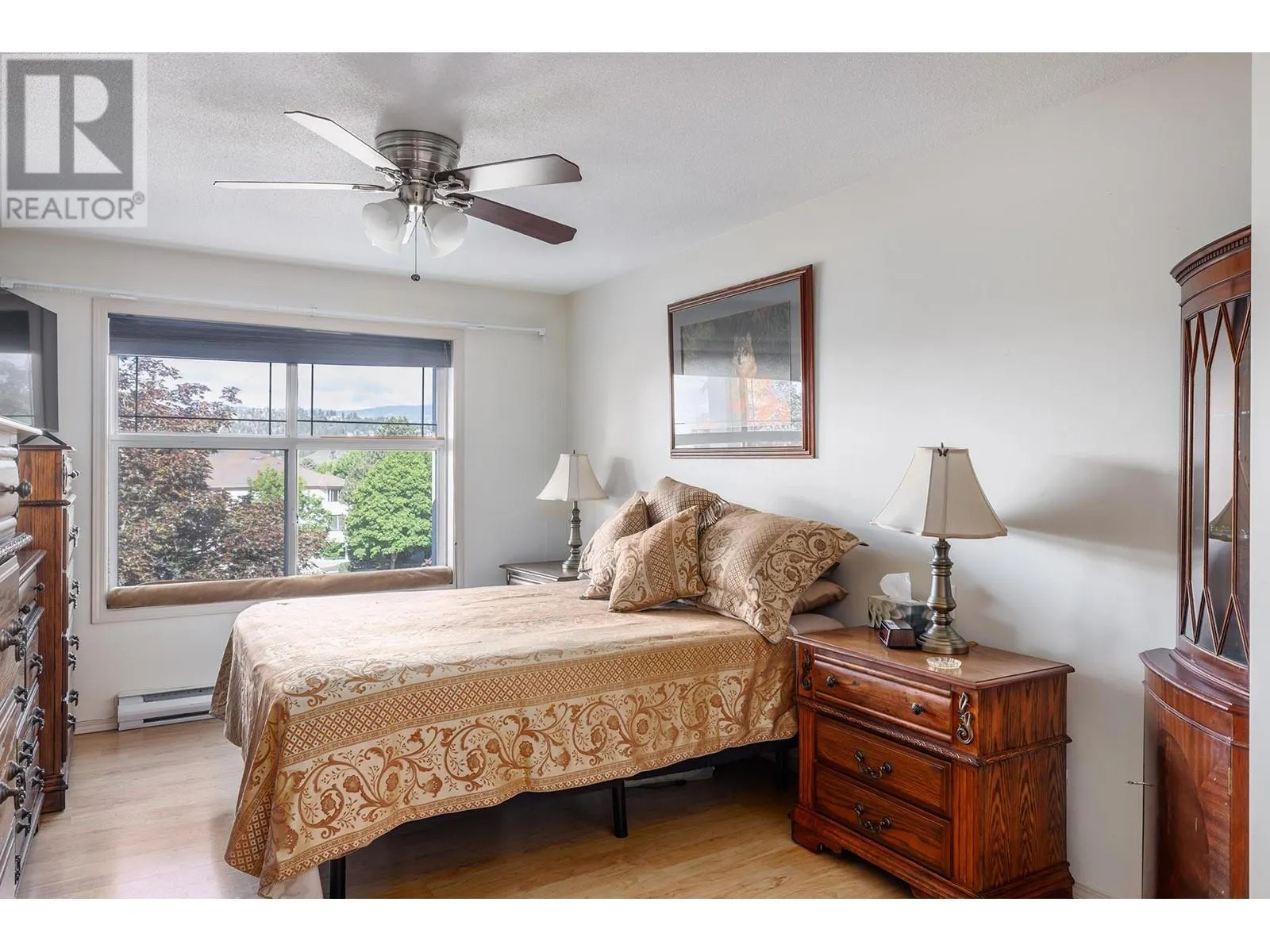 555 Houghton Road Unit# 307