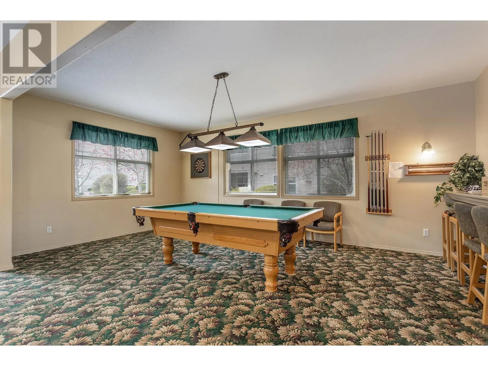 555 Houghton Road Unit# 307