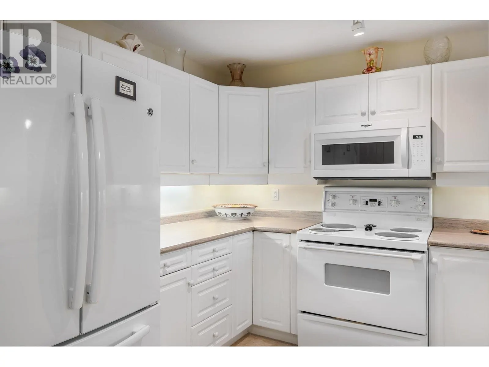 555 Houghton Road Unit# 307