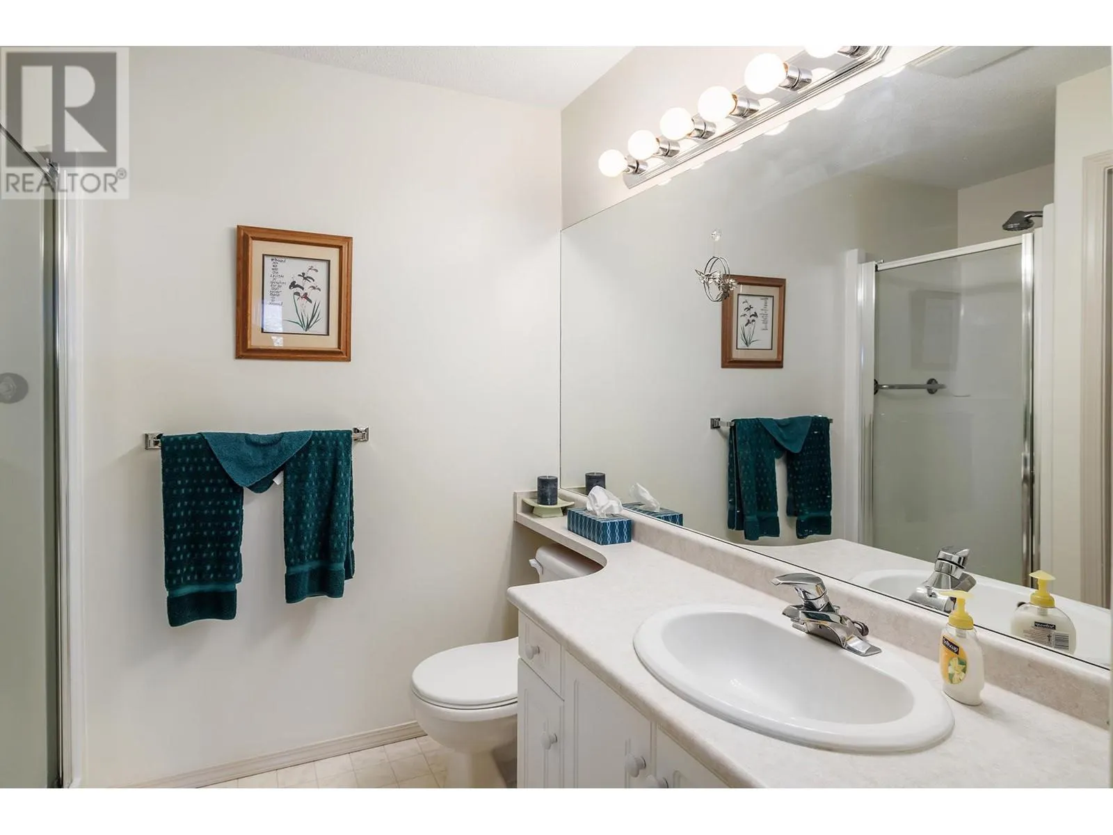 555 Houghton Road Unit# 307