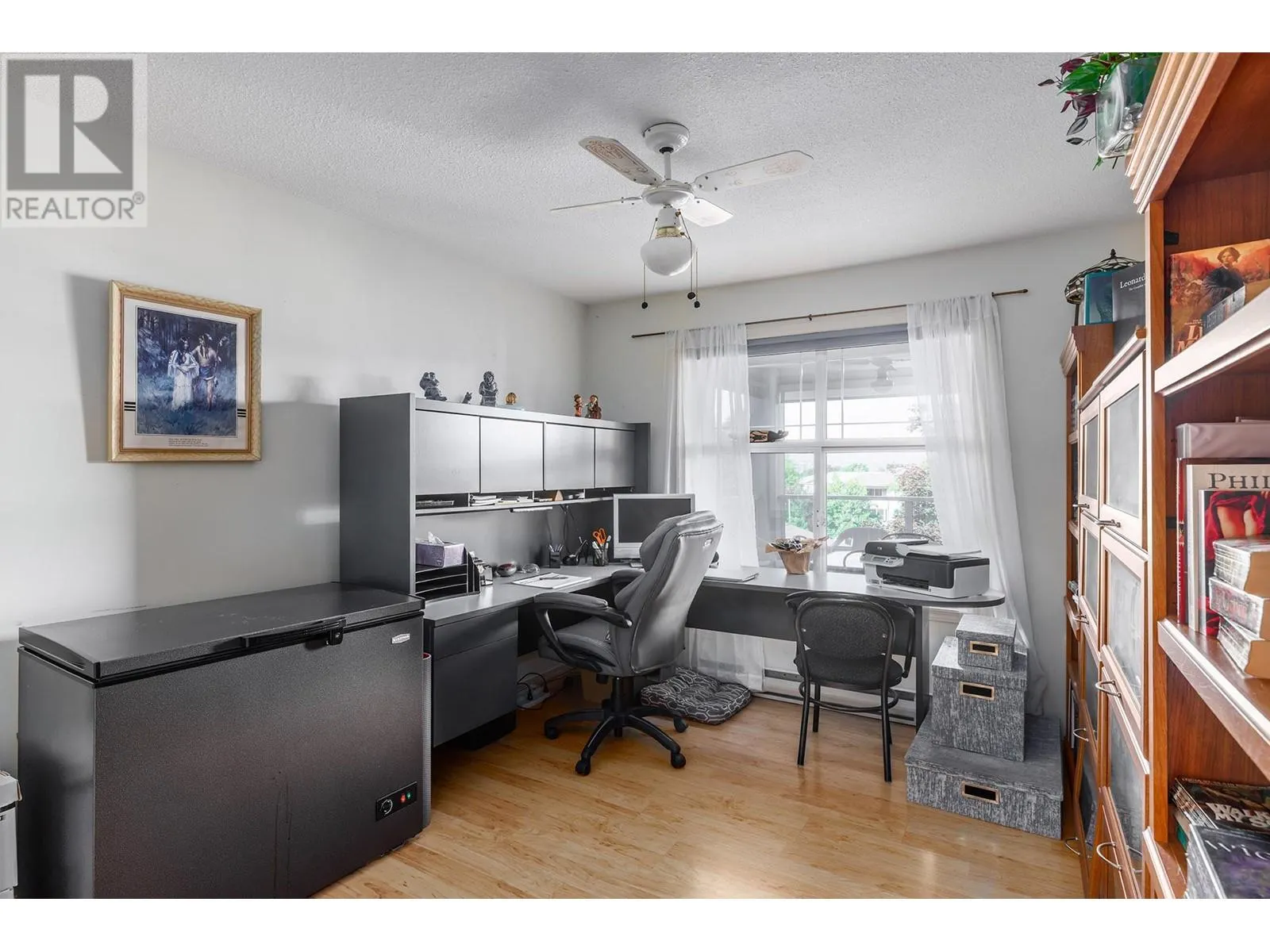 555 Houghton Road Unit# 307