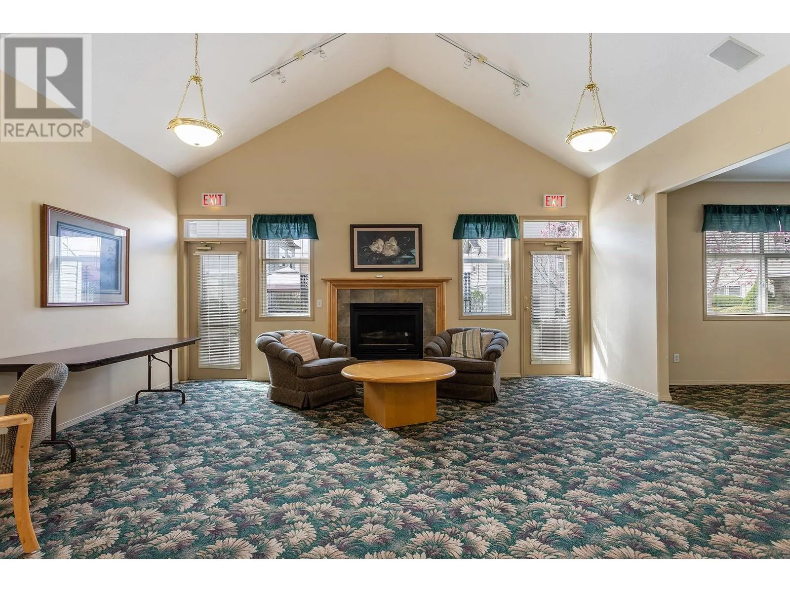 555 Houghton Road Unit# 307