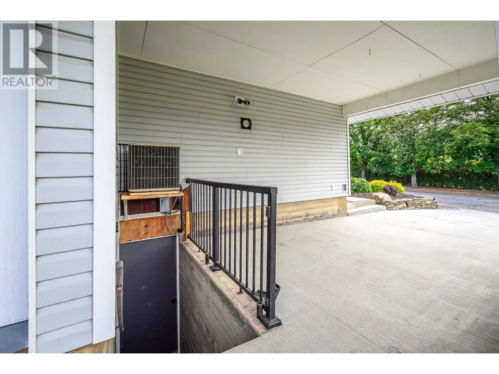 2708 18th Street