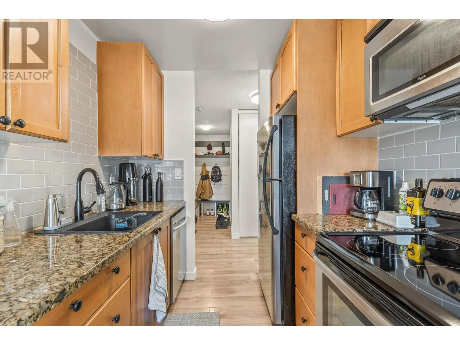 395 Franklyn Road Unit# 304