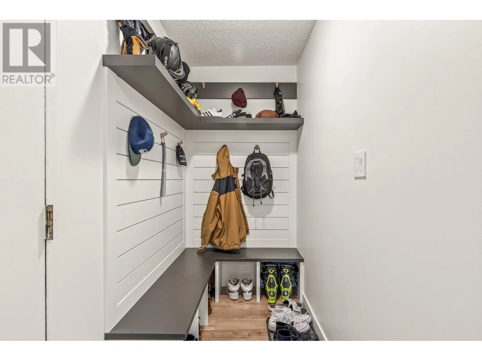 395 Franklyn Road Unit# 304
