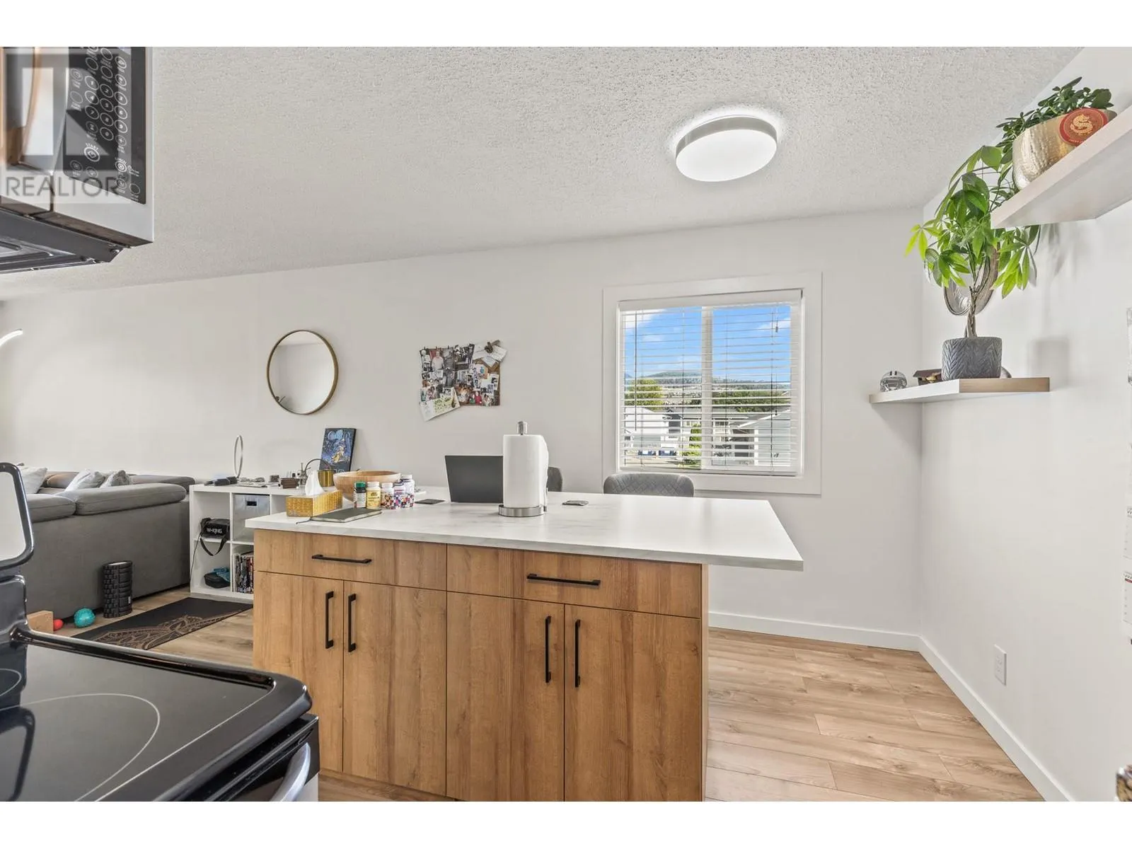 395 Franklyn Road Unit# 304