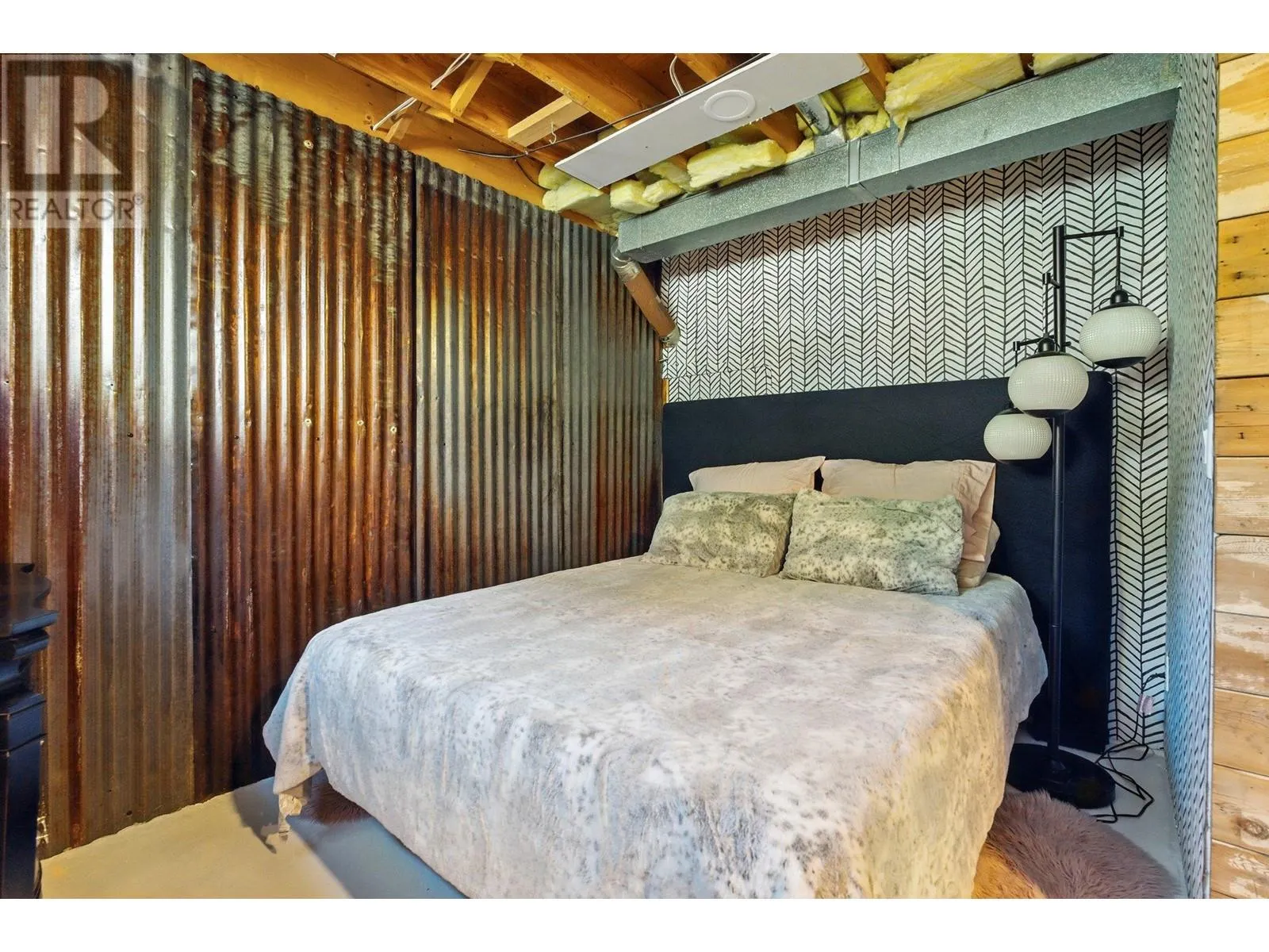 858 Douglas Road
