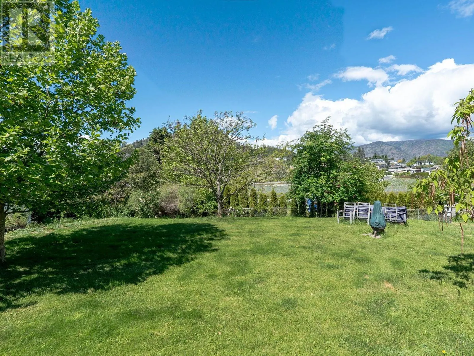 858 Douglas Road