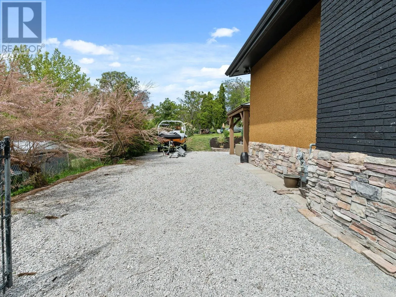 858 Douglas Road