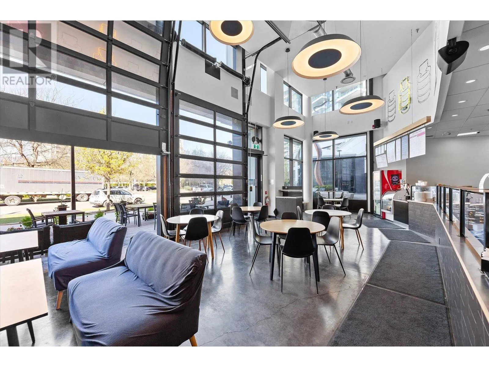 3477 Lakeshore Road Unit# C/O - 104
