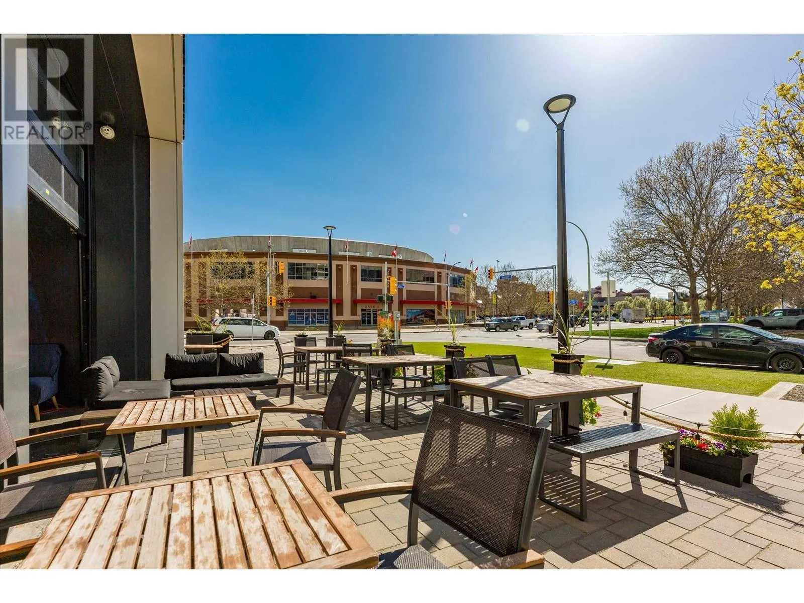 3477 Lakeshore Road Unit# C/O - 104