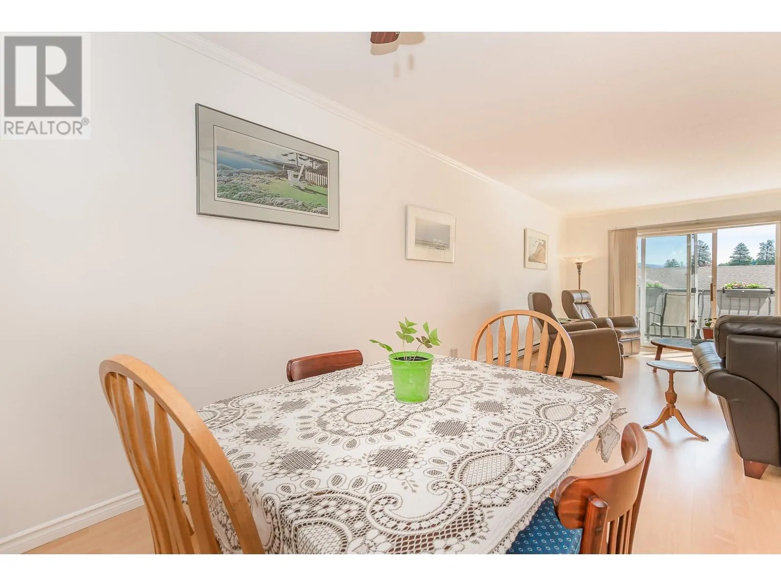 211 Kildonan Avenue Unit# 214