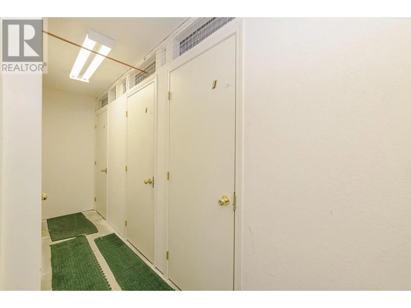 211 Kildonan Avenue Unit# 214