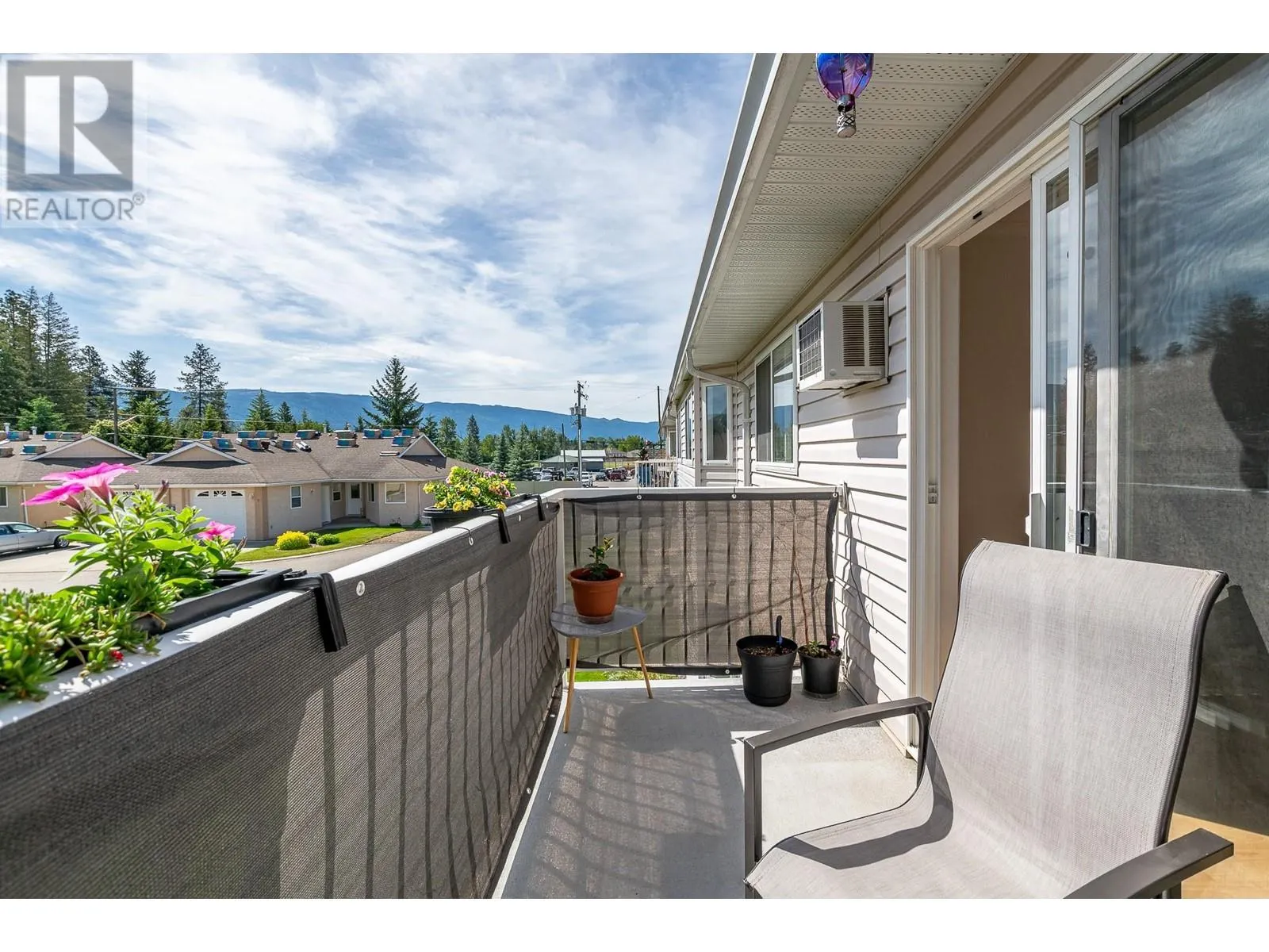 211 Kildonan Avenue Unit# 214