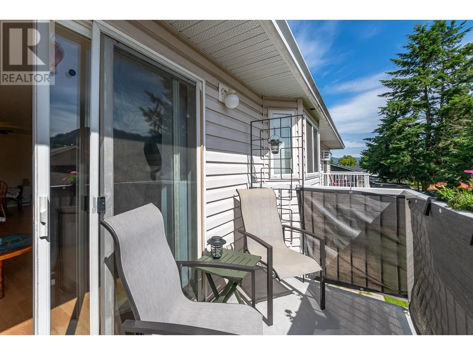 211 Kildonan Avenue Unit# 214