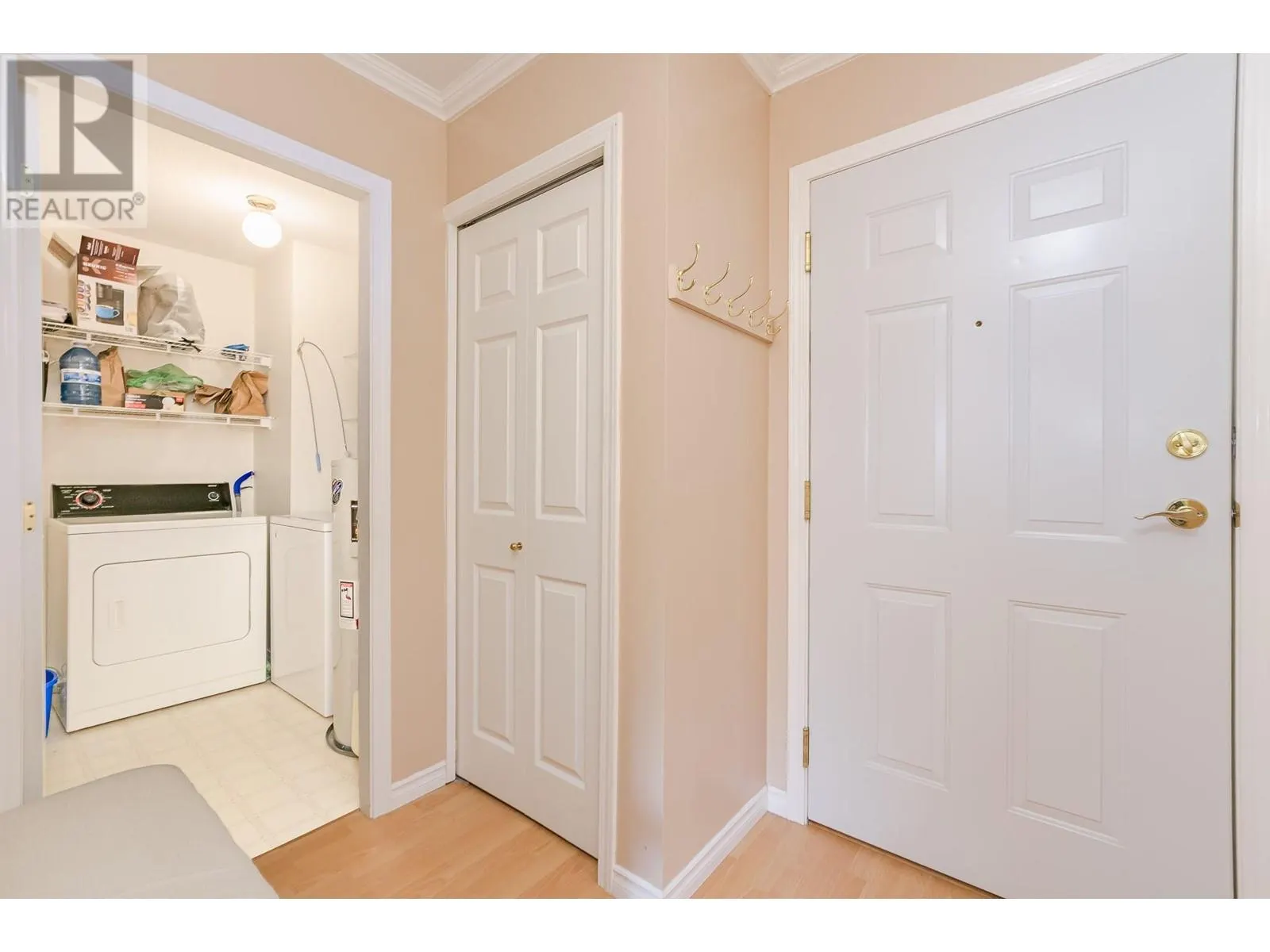 211 Kildonan Avenue Unit# 214
