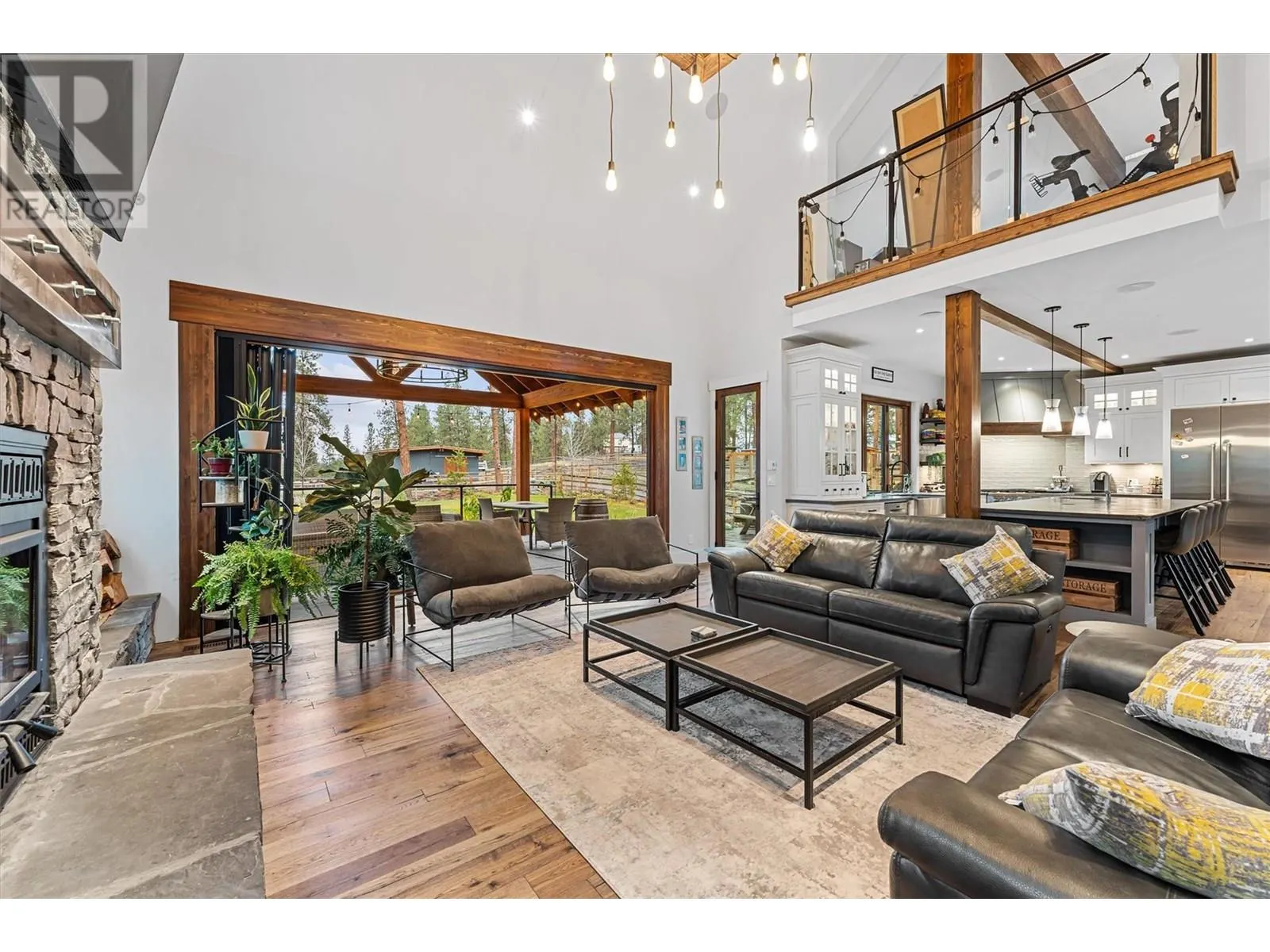 2150 Saucier Road
