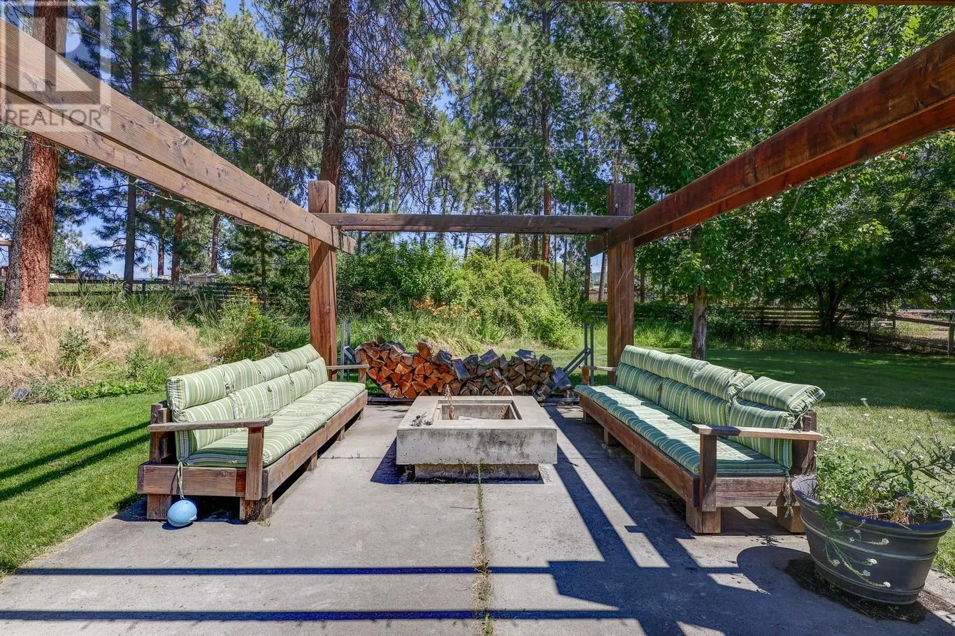 2150 Saucier Road