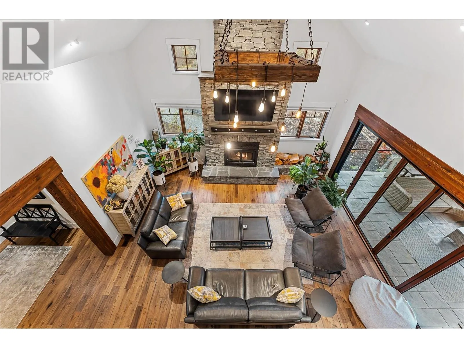 2150 Saucier Road
