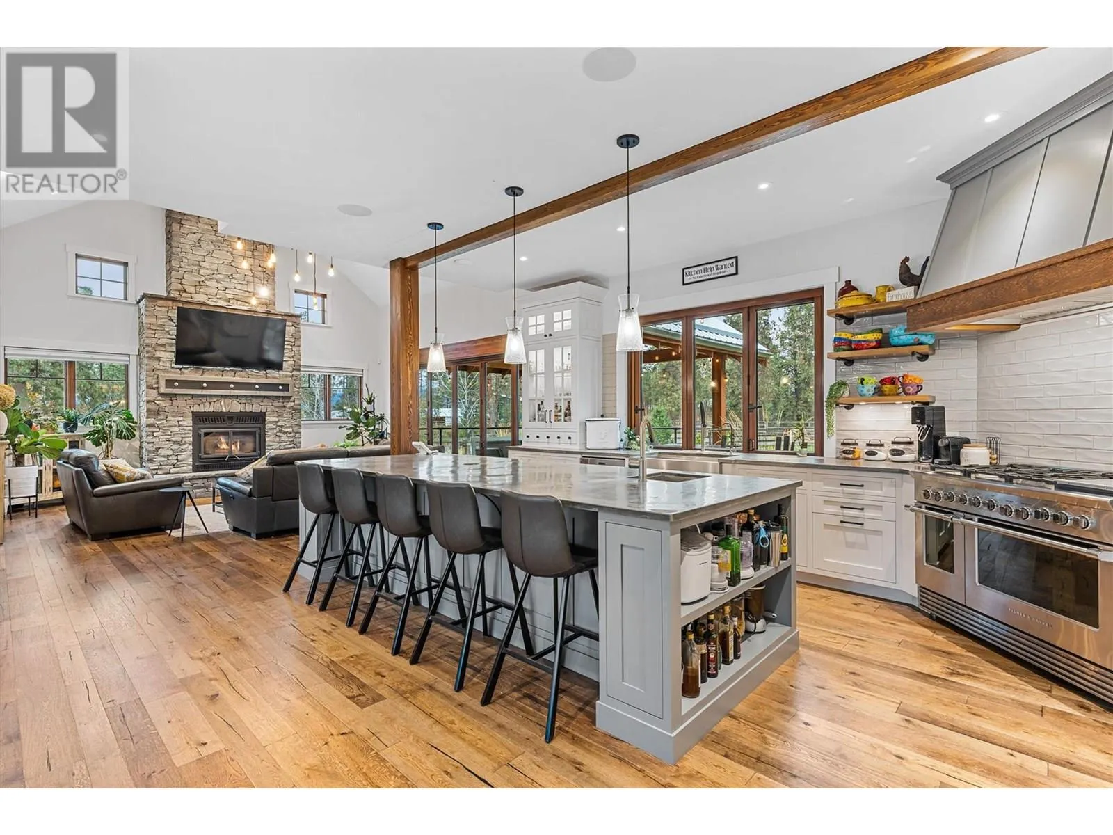 2150 Saucier Road